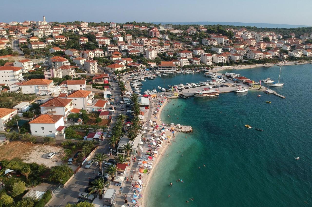 Island Resort Mihaela - Happy Rentals Трогір Екстер'єр фото